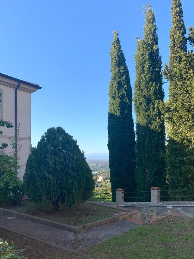 Room In Villa -Livorno - Montenero Exterior photo